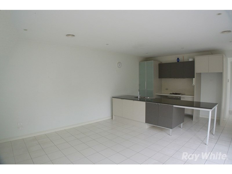 8 Cooley Lane, Mulgrave VIC 3170