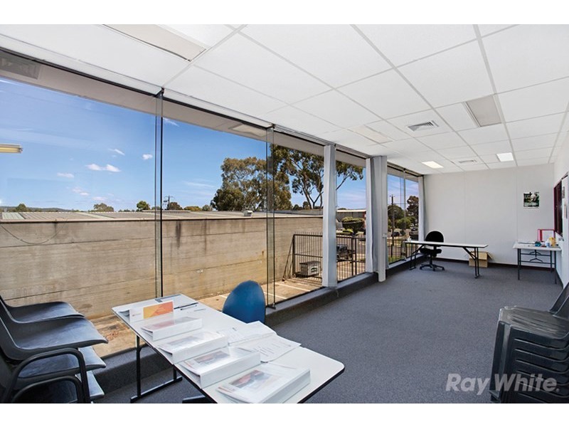 35 Rushdale Street, Knoxfield VIC 3180