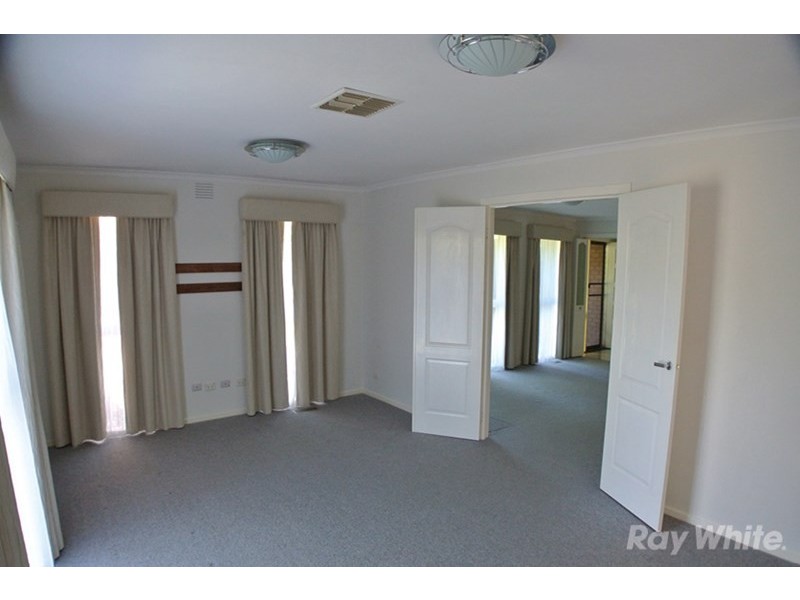 4 Badger Place, Mulgrave VIC 3170