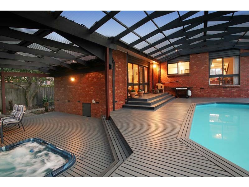 4 Pentland Court, Glen Waverley VIC 3150