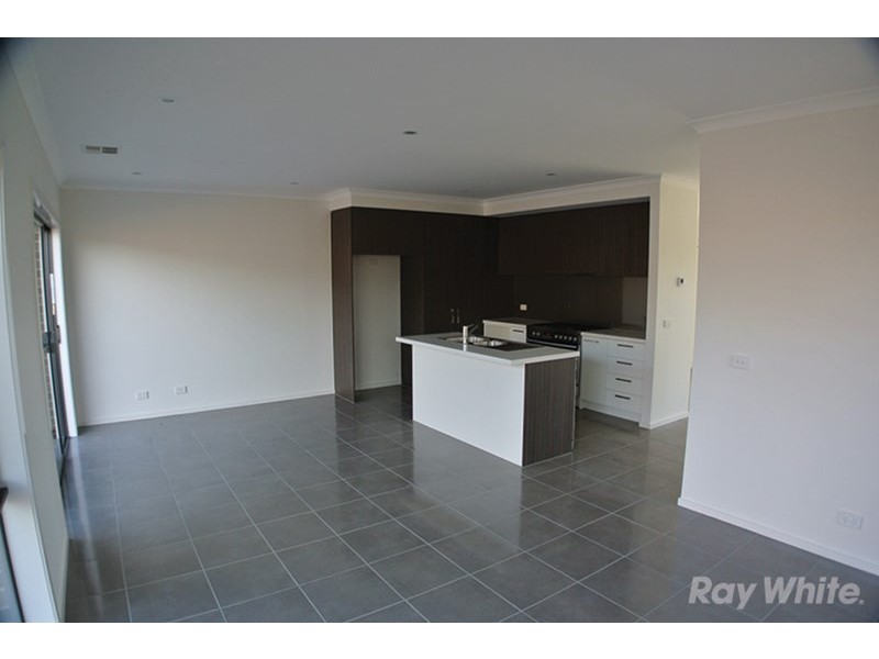 25 Rosette Crescent, Keysborough VIC 3173