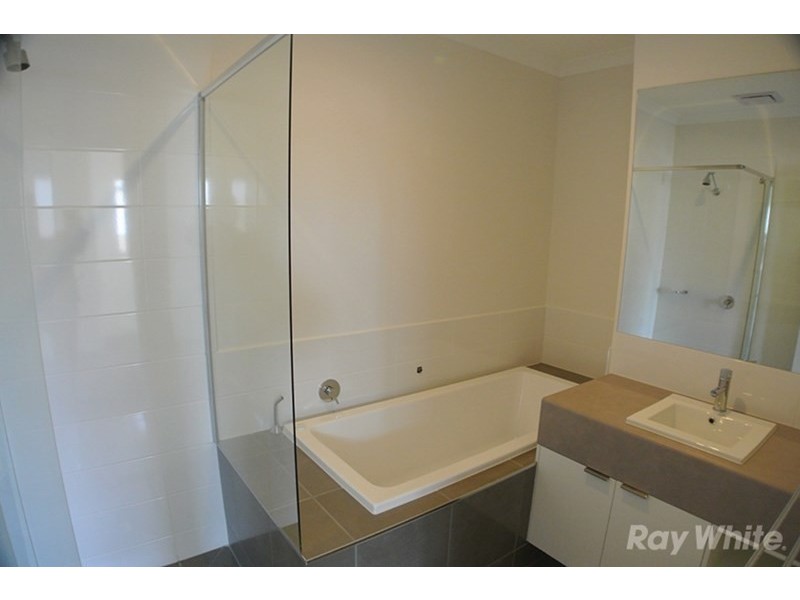 25 Rosette Crescent, Keysborough VIC 3173