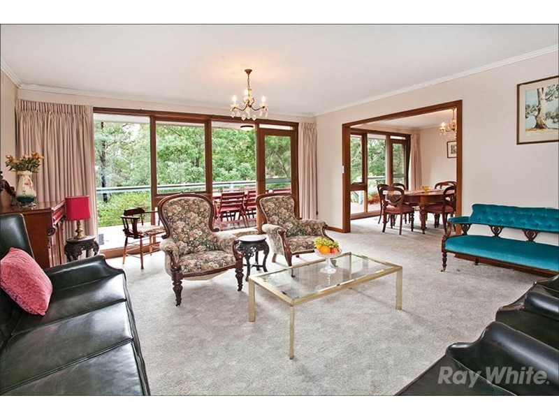 17 Stableford Avenue, Glen Waverley VIC 3150