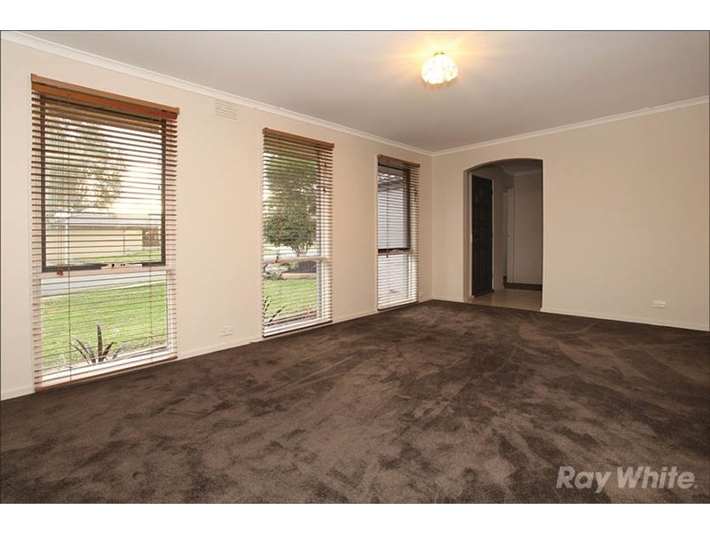 9 Taunton Crescent, Scoresby VIC 3179