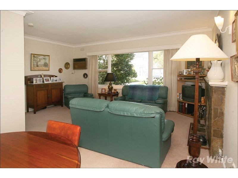 17 Joy Street, Mount Waverley VIC 3149