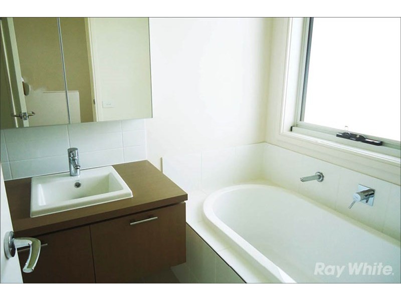 23 Exhibition Drive, Mulgrave VIC 3170