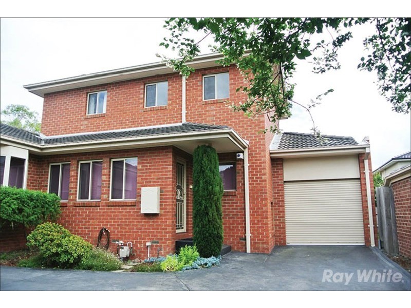 2/13 Garrisson Drive, Glen Waverley VIC 3150