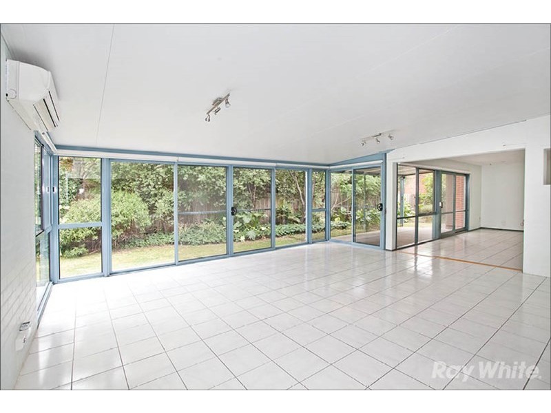 1 Mahogany Avenue, Berwick VIC 3806