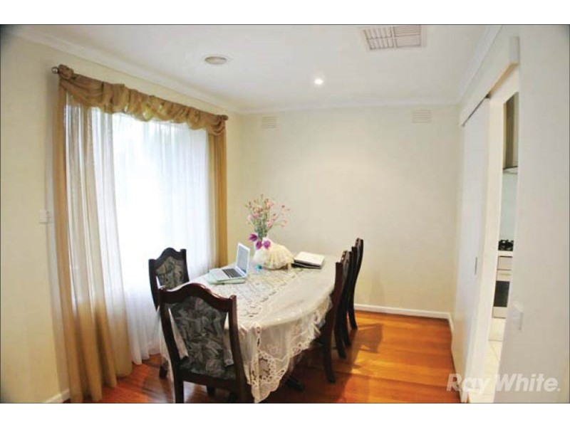 211 Brandon Park Drive, Wheelers Hill VIC 3150