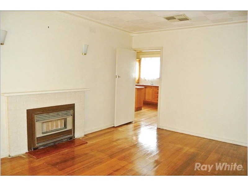 4 Roberta Street, Dandenong VIC 3175
