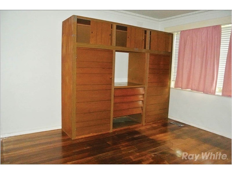 4 Roberta Street, Dandenong VIC 3175