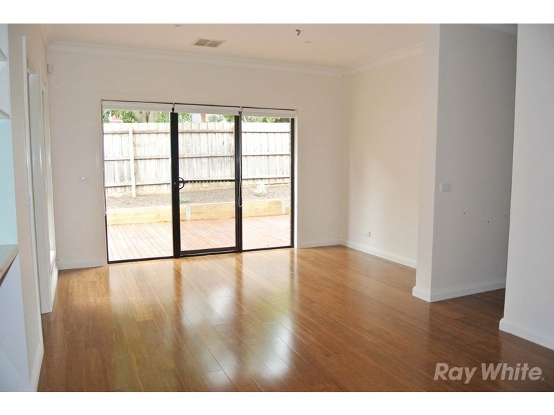 2/2 Nicole Street, Mount Waverley VIC 3149