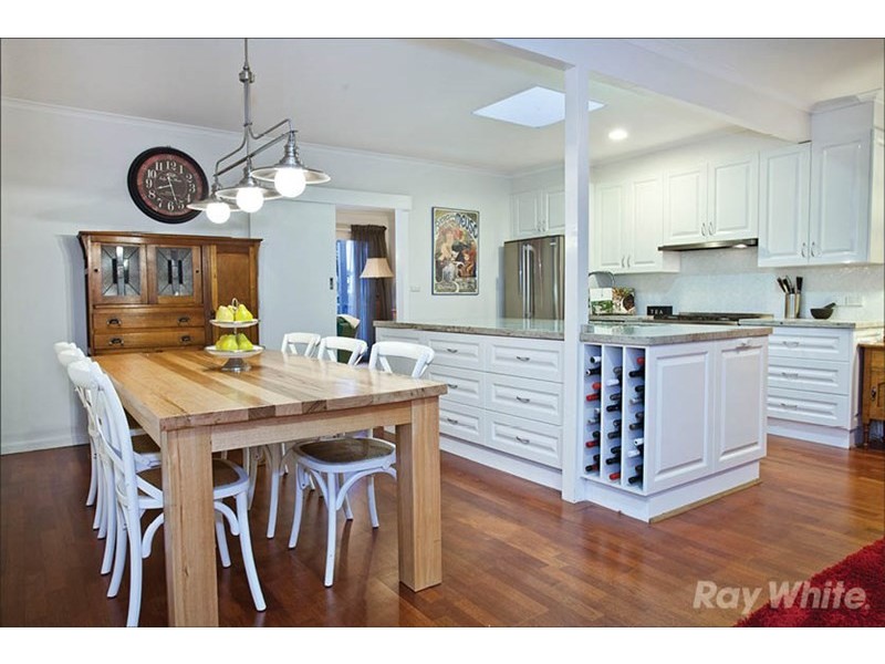 17 Selby Street, Mount Waverley VIC 3149