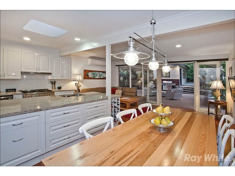 17 Selby Street, Mount Waverley VIC 3149