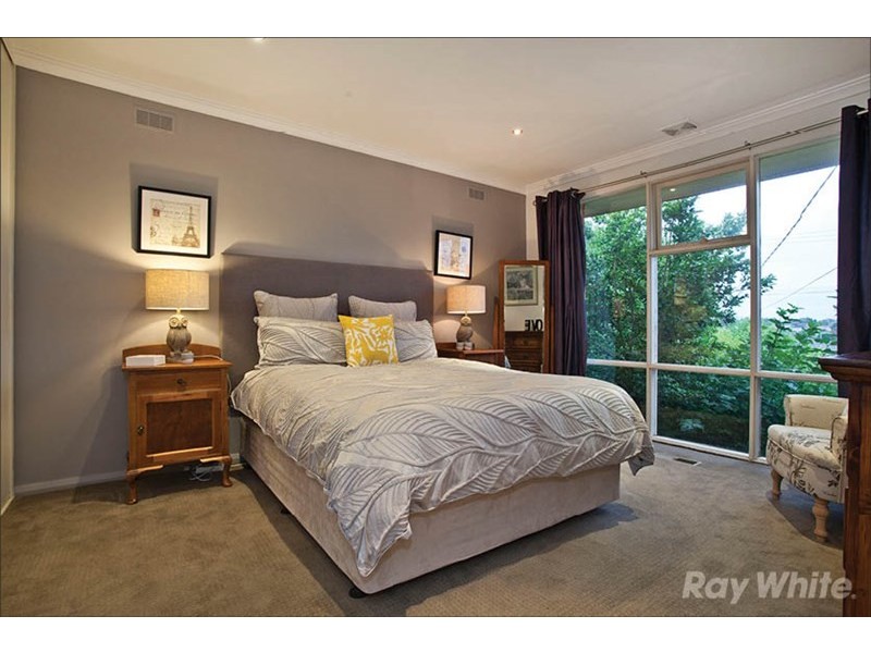 17 Selby Street, Mount Waverley VIC 3149