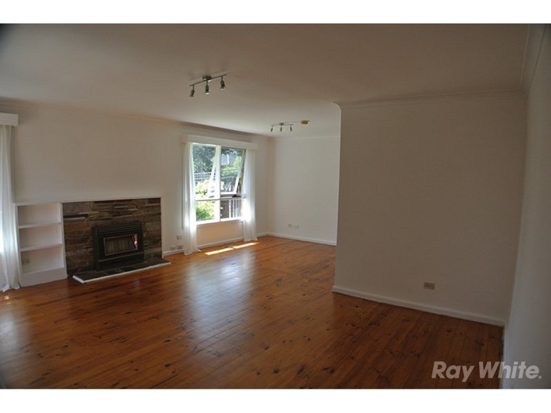 11 Willow Avenue, Glen Waverley VIC 3150