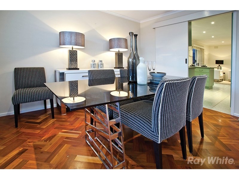 2 Maitland Close, Mulgrave VIC 3170