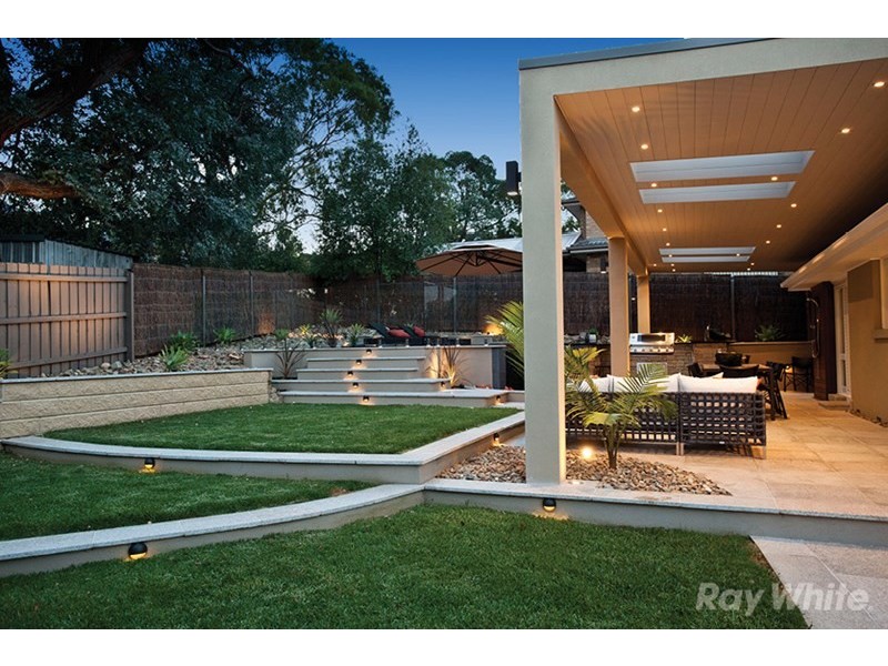 2 Maitland Close, Mulgrave VIC 3170