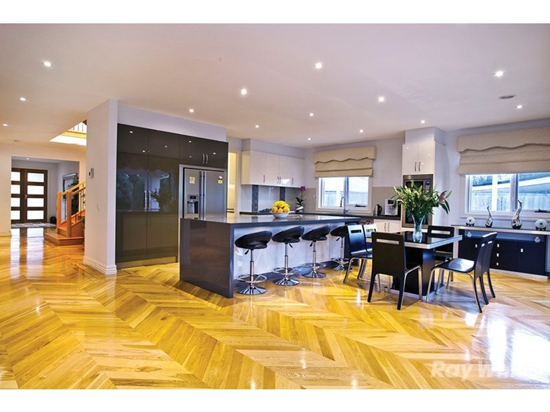 5 Sagan Court, Glen Waverley VIC 3150