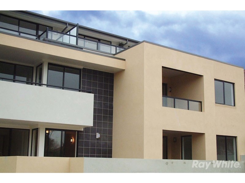 8/3 Glenroy Road, Hawthorn VIC 3122