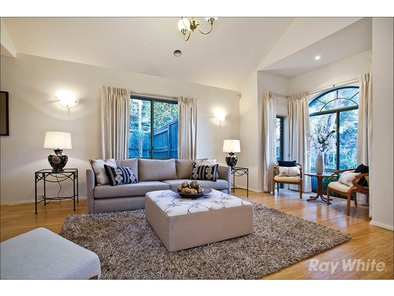 2 Beechwood Terrace, Ashwood VIC 3147