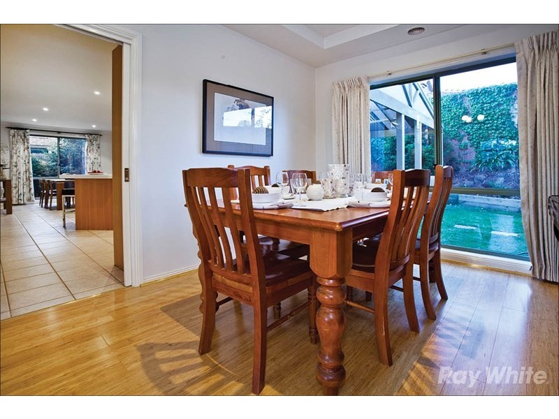 2 Beechwood Terrace, Ashwood VIC 3147