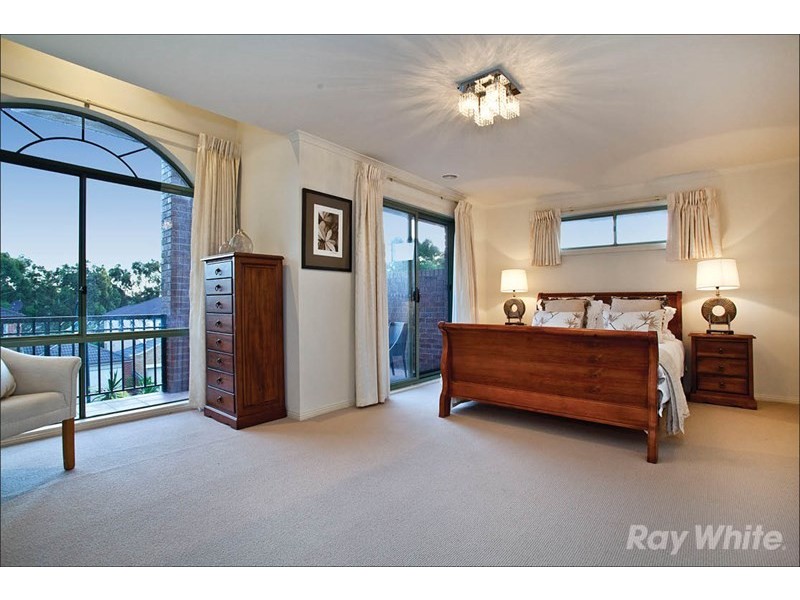 2 Beechwood Terrace, Ashwood VIC 3147