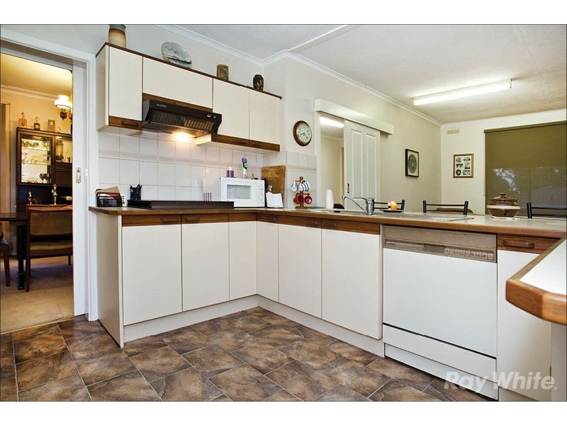 31 Rivett Crescent, Mulgrave VIC 3170