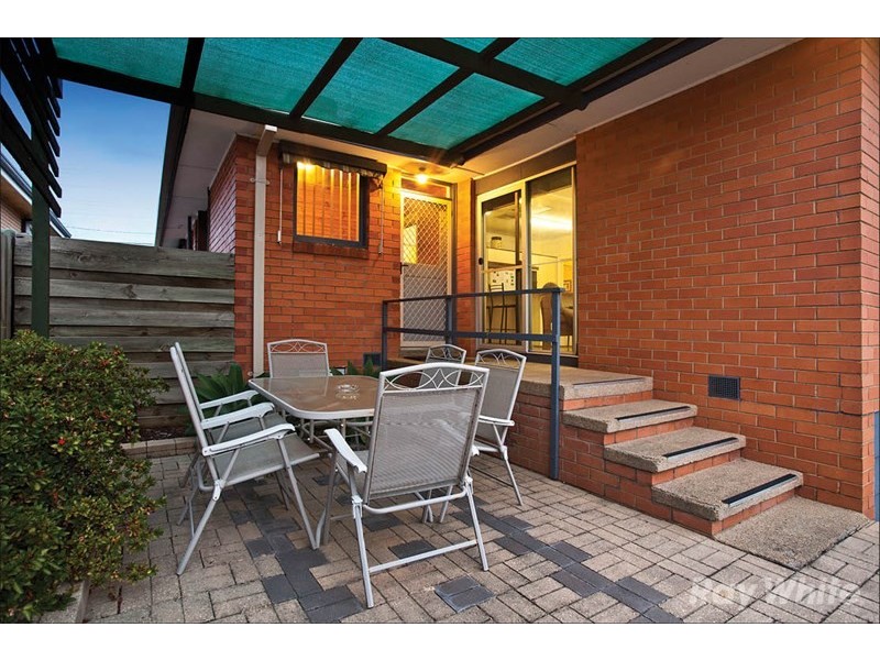 31 Rivett Crescent, Mulgrave VIC 3170