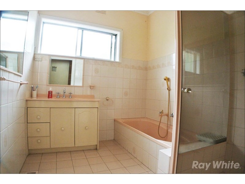 10 Montana Avenue, Mulgrave VIC 3170