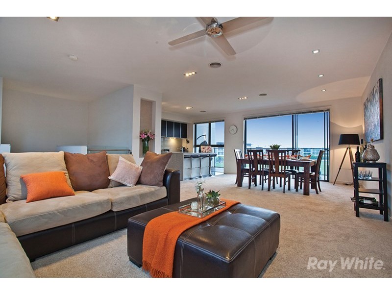 36 Waverley Park Drive, Mulgrave VIC 3170