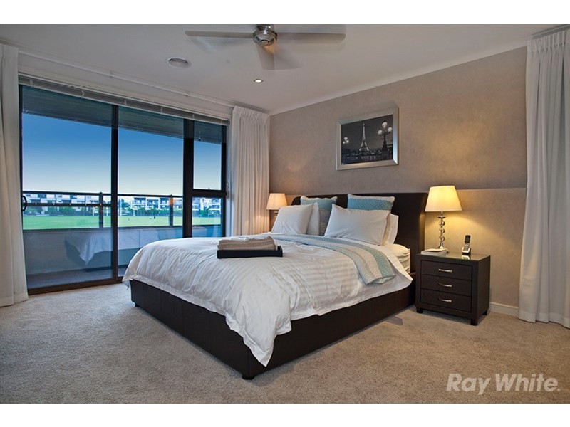 36 Waverley Park Drive, Mulgrave VIC 3170