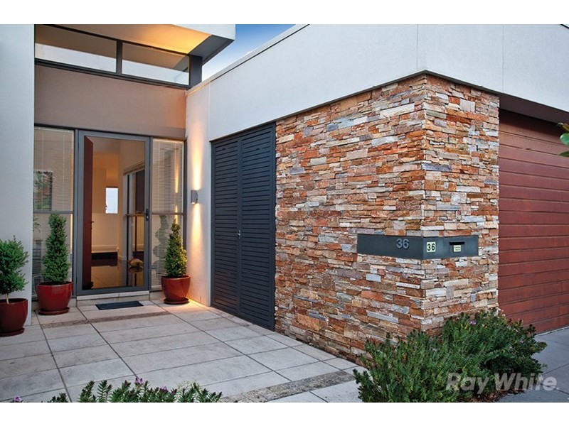 36 Waverley Park Drive, Mulgrave VIC 3170