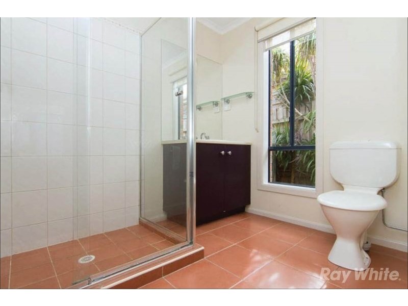 28 Edinburgh Drive, Skye VIC 3977