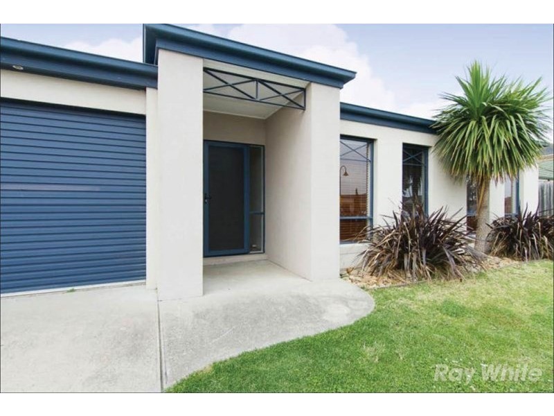 28 Edinburgh Drive, Skye VIC 3977