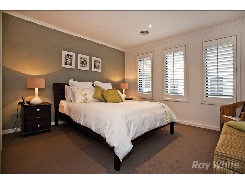 65 Waverley Park Drive, Mulgrave VIC 3170