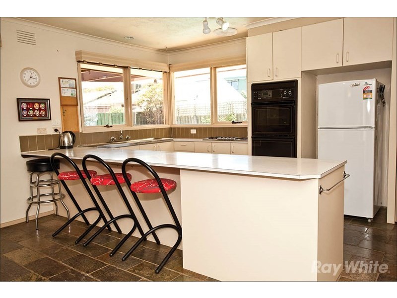 5 Mackerras Court, Wheelers Hill VIC 3150