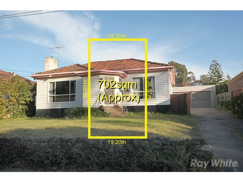 8 Chandler Grove, Burwood VIC 3125