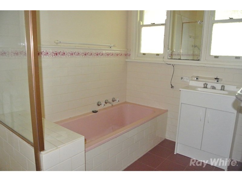 20 Greenways Road, Glen Waverley VIC 3150