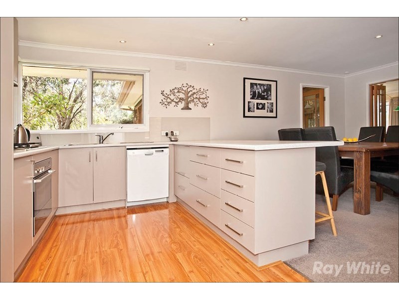 49 Mary Avenue, Wheelers Hill VIC 3150