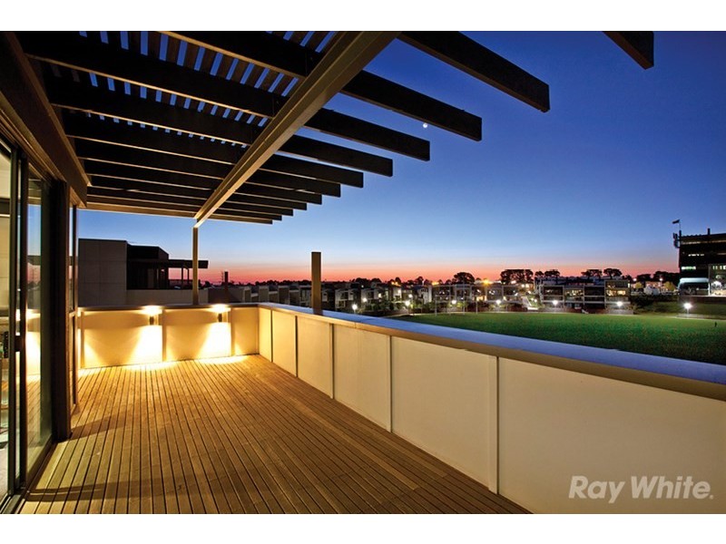 76 Waverley Park Drive, Mulgrave VIC 3170