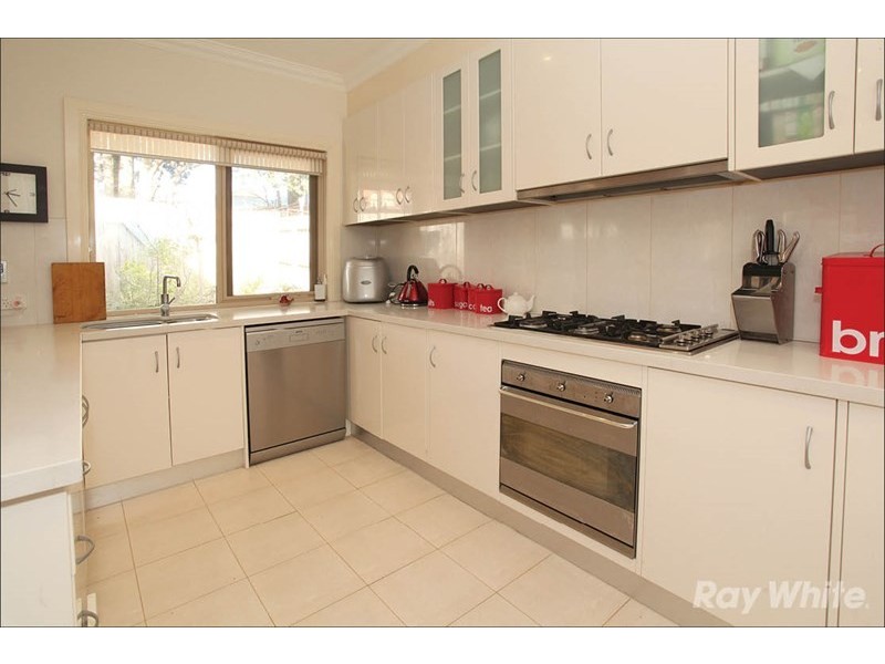 44B Pepperell Avenue, Glen Waverley VIC 3150