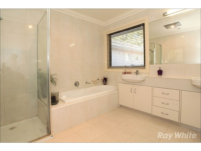 44B Pepperell Avenue, Glen Waverley VIC 3150