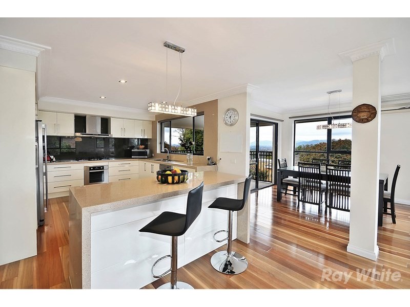 4 View Mount Road, Wheelers Hill VIC 3150