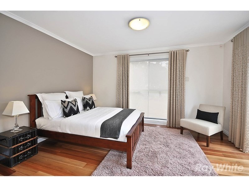 4 View Mount Road, Wheelers Hill VIC 3150