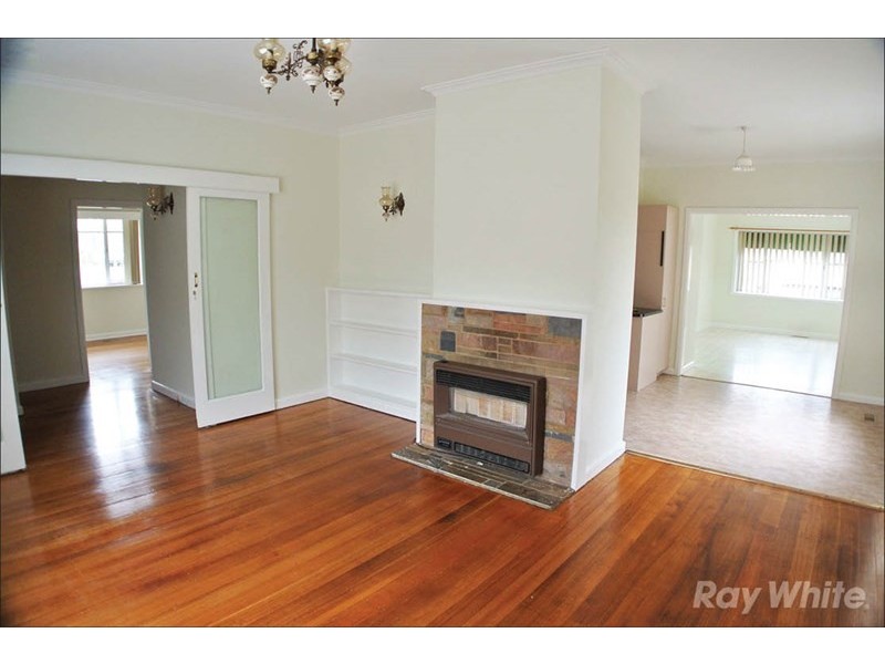 37 Jordan Grove, Glen Waverley VIC 3150