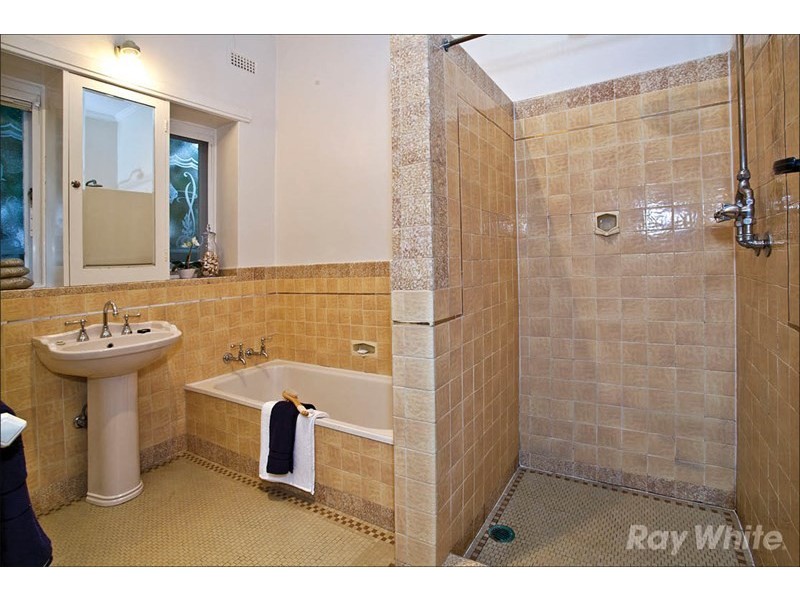 29 Celia Street, Glen Iris VIC 3146