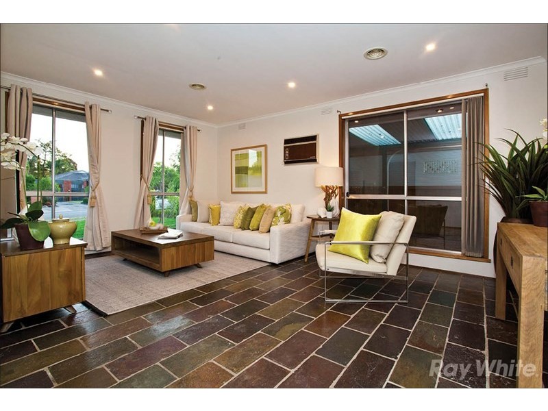 5 Nash Drive, Mulgrave VIC 3170