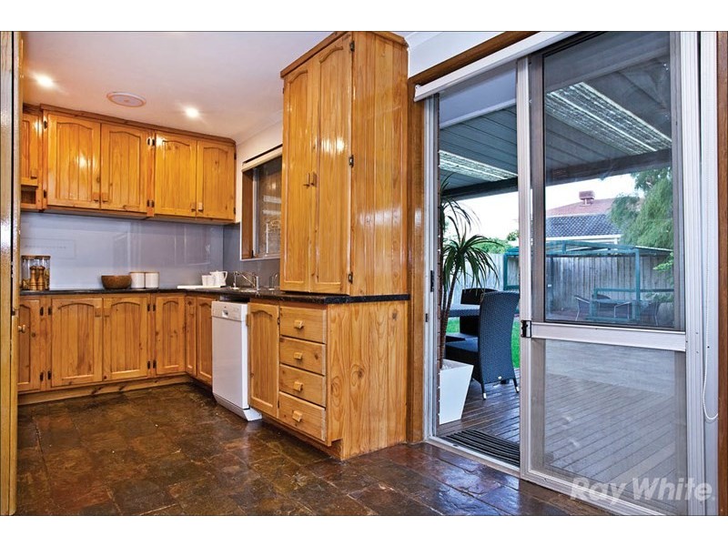 5 Nash Drive, Mulgrave VIC 3170