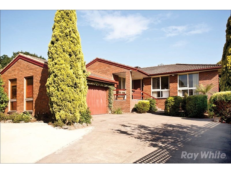 15 Maldon Court, Wheelers Hill VIC 3150